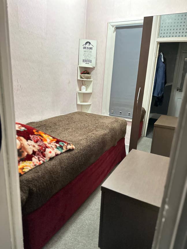 Single Room for rent  Main Photo