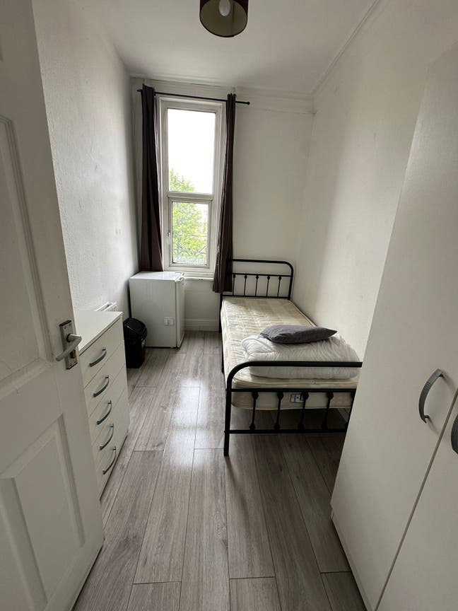 1st NOVEMBER ☀️Rooms In Kilburn Bills Included! Main Photo