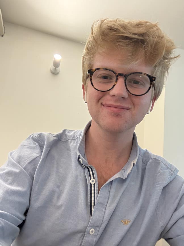 24 y/o creative for queer-friendly houseshare Main Photo