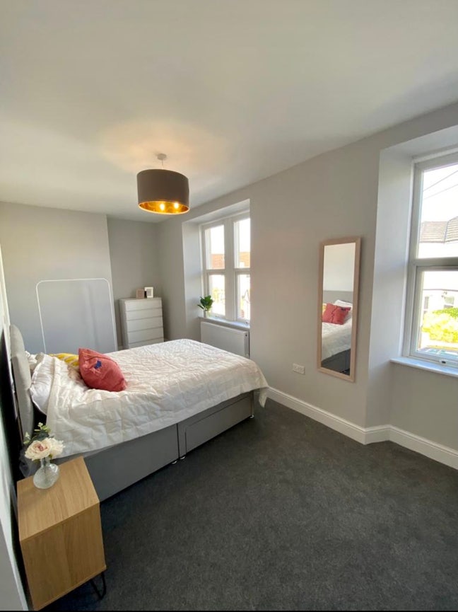 Two double rooms with en-suites  Main Photo