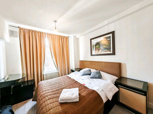 Room in a 4bed flat/ no living room Marble Arch  Main Photo