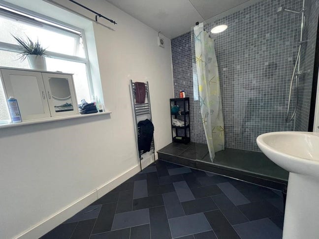 Spacious double room in Henleaze - shared house Main Photo