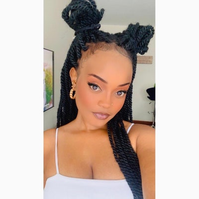 Professional Female seeks a double room Main Photo