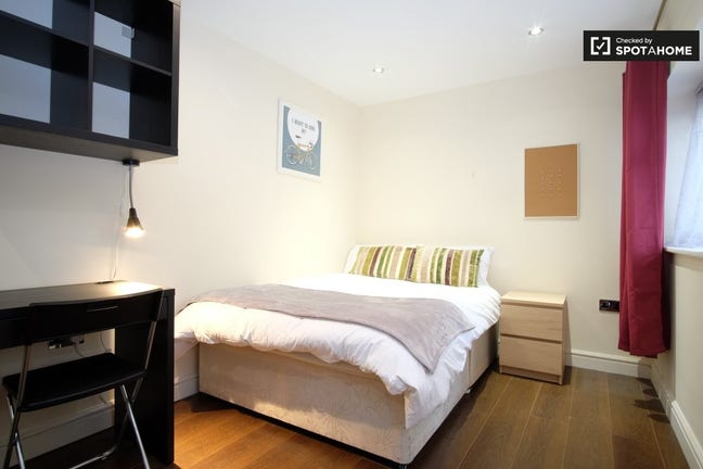 Double room in SW16 Main Photo