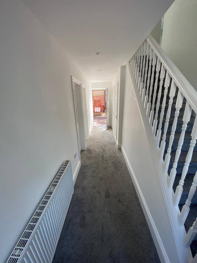 5 bed property  Main Photo