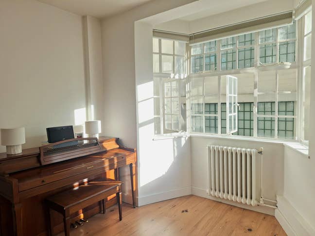 Bright Studio Flat in Prime Bloomsbury Location Main Photo