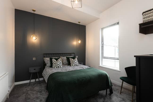 One Luxurious rooms to rent-Upper Newtownards Road Main Photo