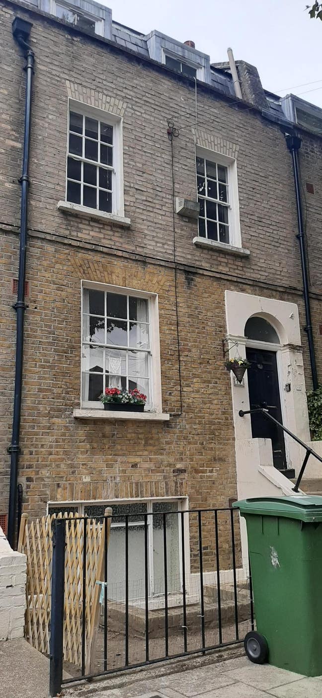 2 bed flat to let, Urlwin Street, SE5 London Main Photo