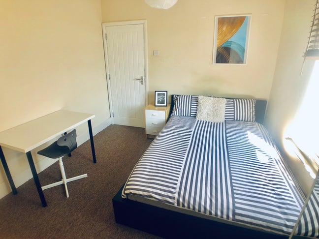 Room in Luton Centre Main Photo