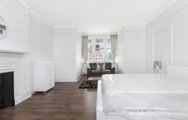 Modern Furnished Room – All Bills Included  Main Photo