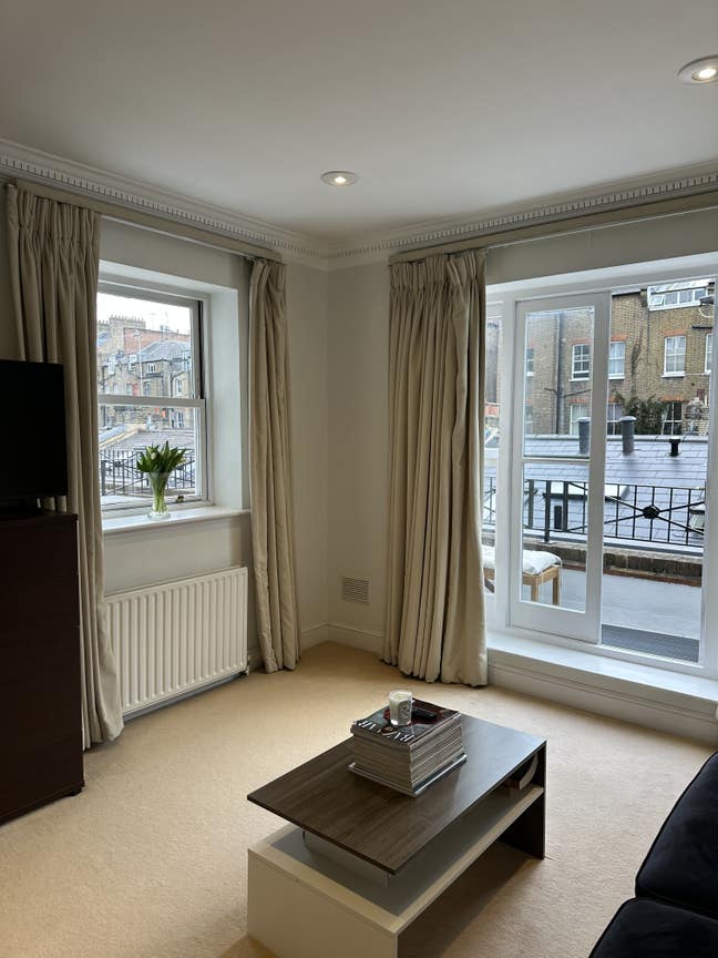 1 Bedroom Flat in South Kensington - 7 mth Rental Main Photo