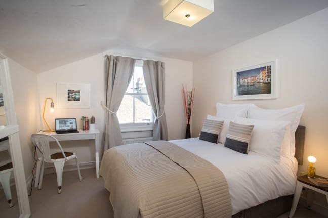 Spacious Double in Clapham South Main Photo