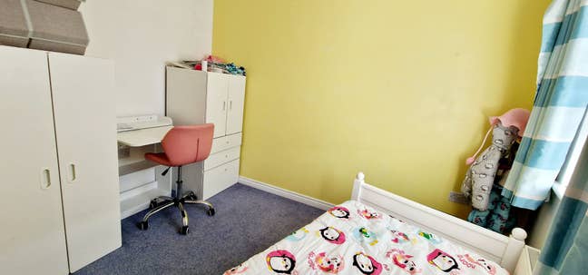 Room for rent Main Photo