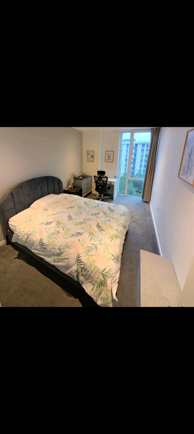 Spacious Room in Friendly Flat in East Village! Main Photo
