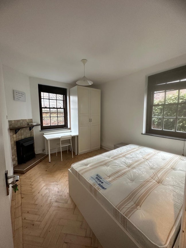 Double Room 10 Min from London Bridge/Canary Wharf Main Photo
