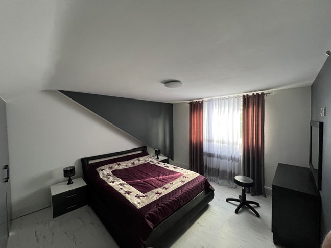Beautiful & modern 6 bedroom house in Sk3  Main Photo