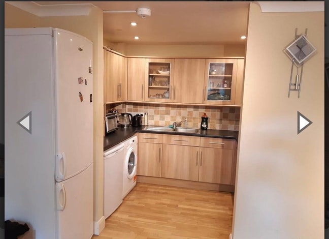 2 bedroom property available  Main Photo
