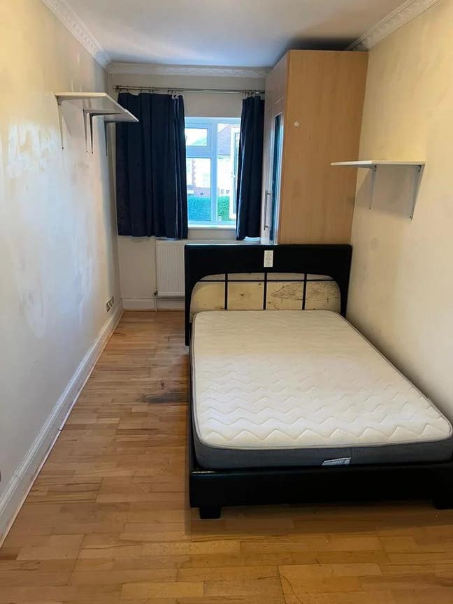 Ensuite Double Room to Let - Feltham TW14 0JS Main Photo