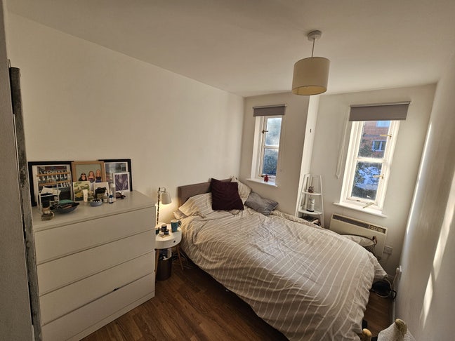 Cosy room near Waterloo Main Photo