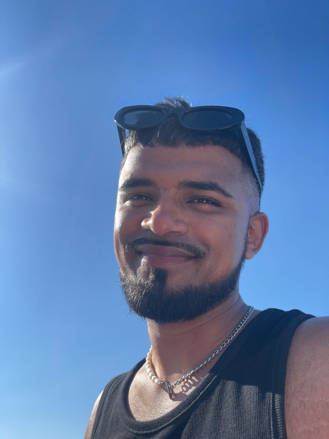 Ryhan, 27 grad ,employed, friendly, queer Main Photo