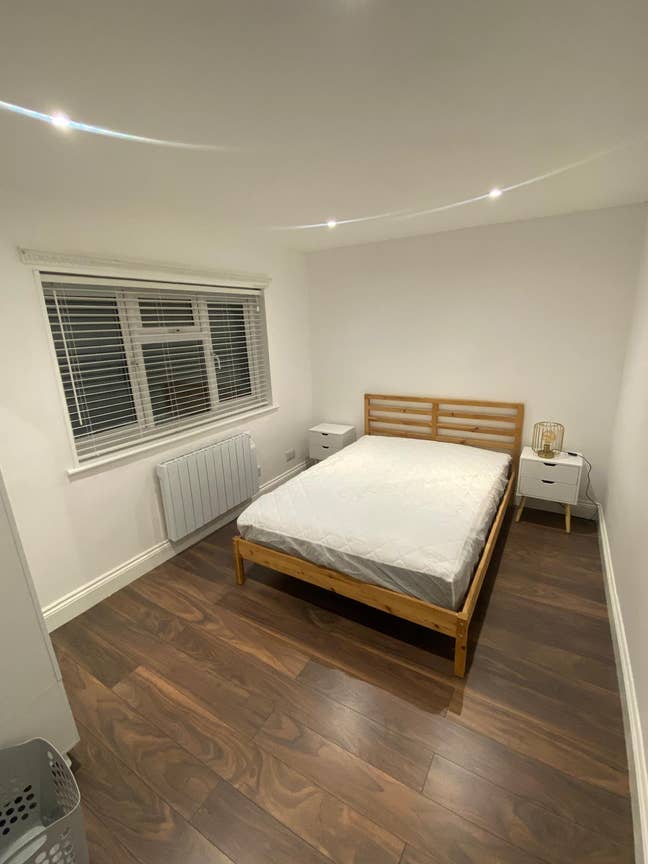 Furnished Double Room in house - Males ONLY Main Photo