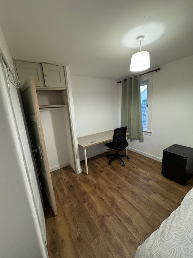 1 Room for rent ! Main Photo