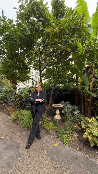 Looking for a clean and quiet place  Main Photo