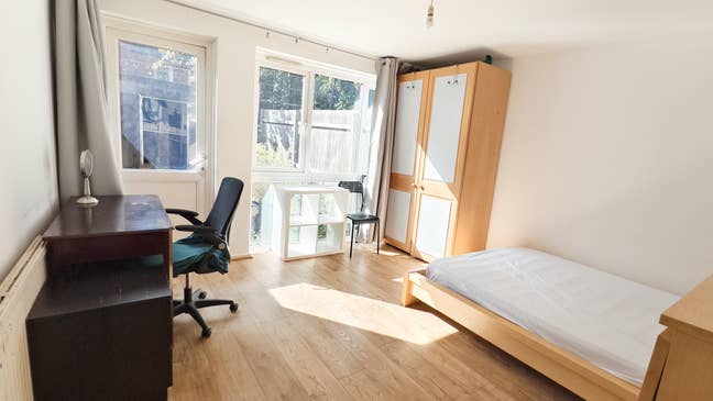 Delightful 5Bed House with garden, Clapham North  Main Photo