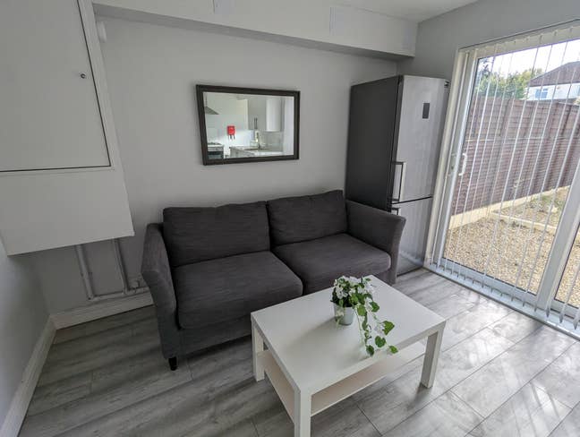 Double Bedroom in Filton Main Photo
