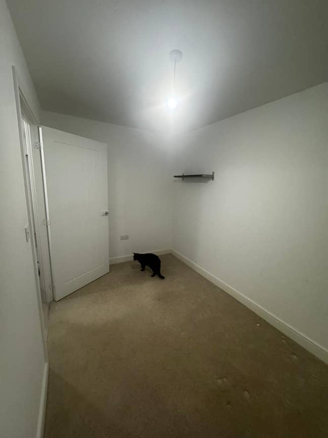 Modern Single Room, Horley – All Bills Included Main Photo