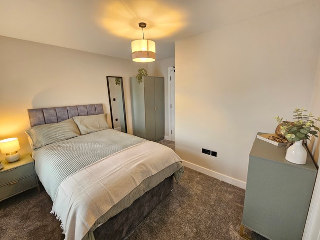 Brand New Luxury Double Ensuite Rooms Main Photo