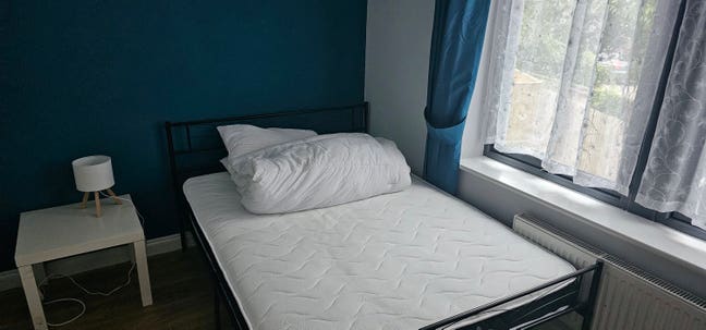 Large room to rent near hospital Main Photo