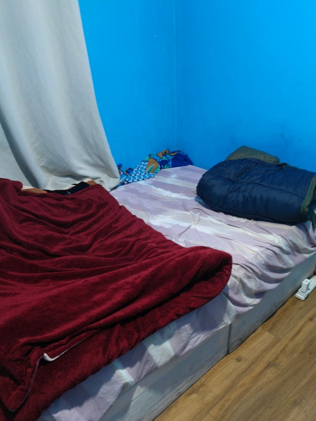 Room on Ilford lane  Main Photo