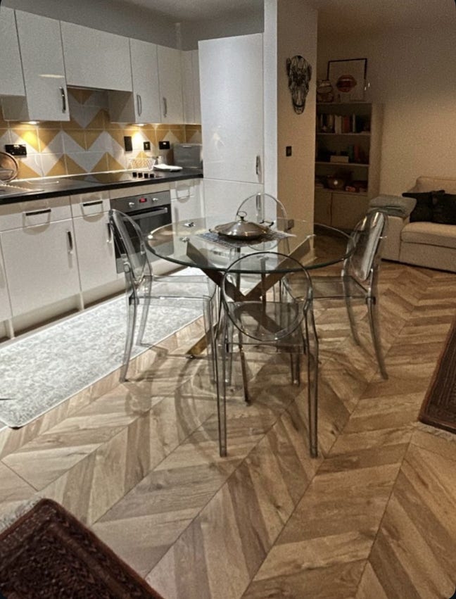 Stunning Refurbished Flat on a Garden Patio Main Photo