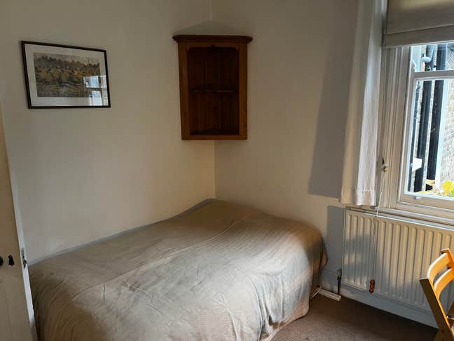 Small self-contained flat. For one; all inclusiv  Main Photo