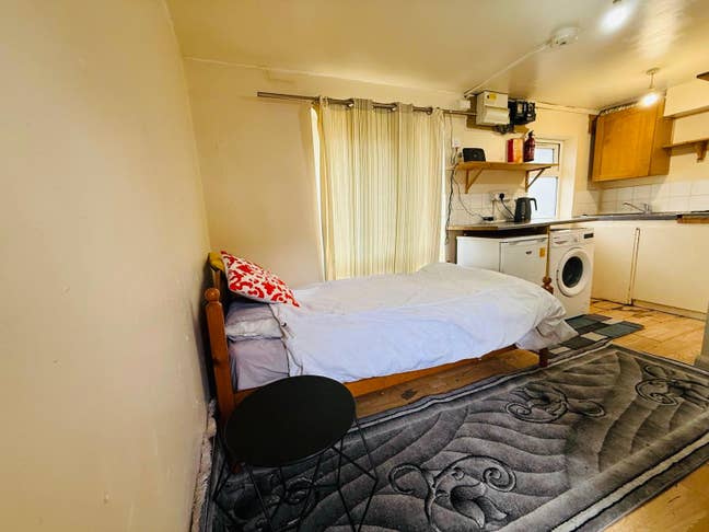 Studio Flat to Rent - Southall - £995 Main Photo