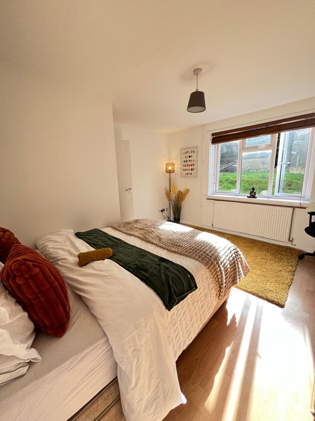 🏥🏡Modern Rooms Avail 5 Min Walk to Hospital🏥🏡 Main Photo