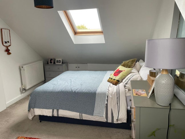 Bright Loft Room in Friendly Brixton/Clapham Flat Main Photo