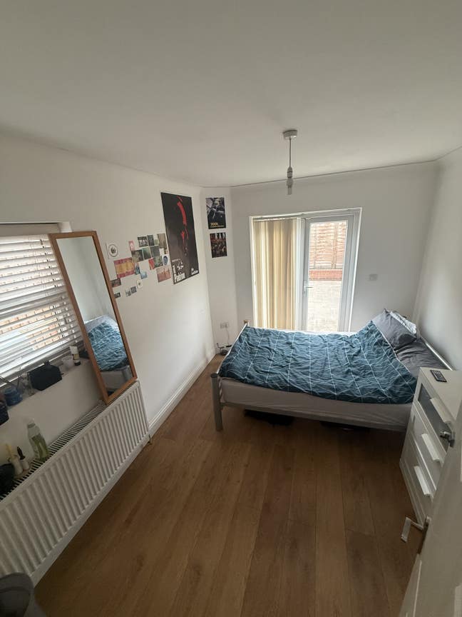 Friendly Professional Houseshare - Leytonstone E11 Main Photo