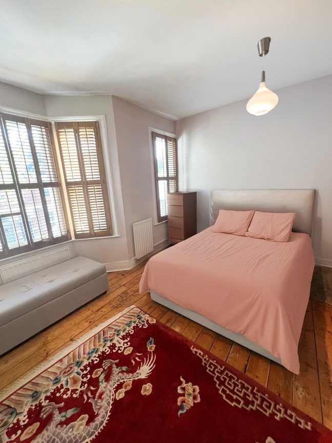 3 Beautiful Rooms ✨in the Heart of Wandsworth Main Photo