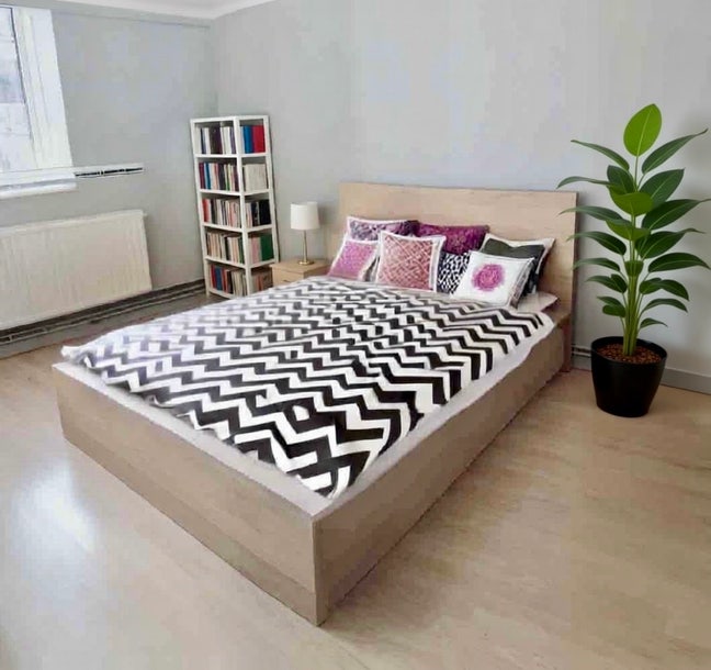 Spacious room clean flat min Mile End tube Main Photo