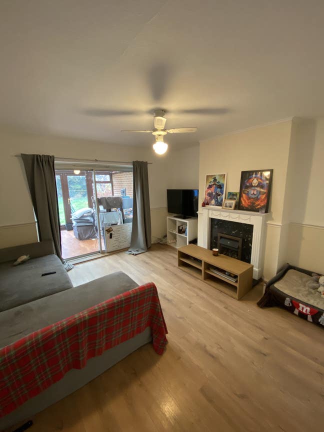 3 Bed House - Looking for 2 new housemates Main Photo