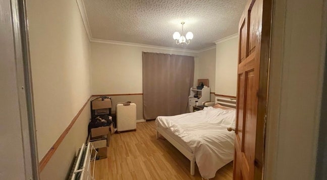 Master room in Dennistoun tenement Main Photo