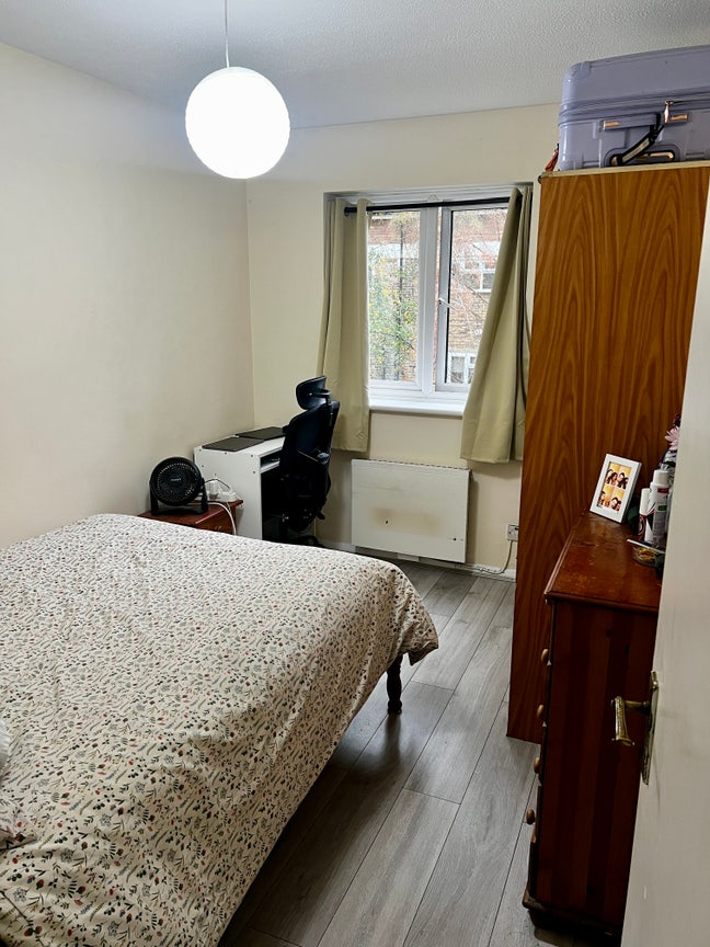 Double room in quiet flat next to Finsbury Park 🌿 Main Photo
