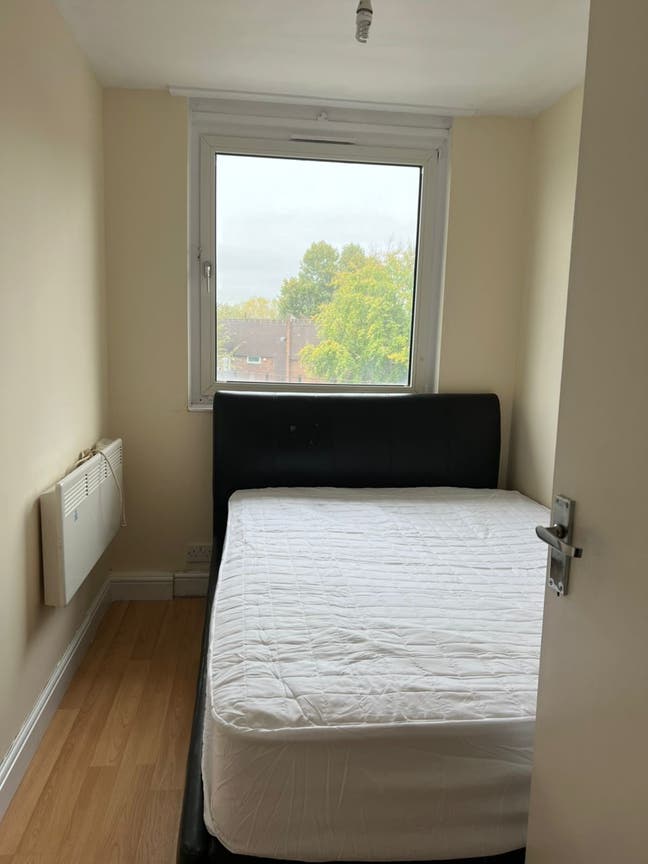 Double room near Deptford station Main Photo
