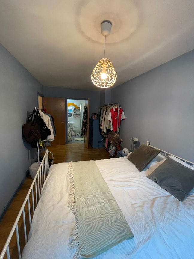 Spacious Double Bedroom with En-Suite - Camberwell Main Photo