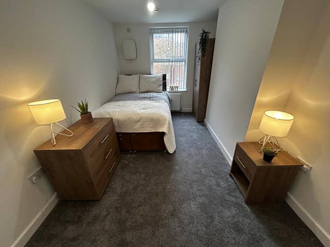 Brand New & Exclusive - Double En Suite Rooms Main Photo