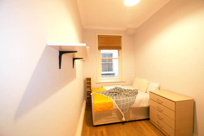 Cozy Room in Willesden Junction – Bills Included Main Photo