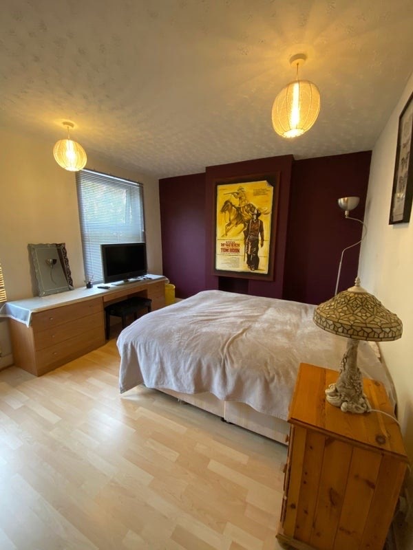 Master double bedroom  Main Photo