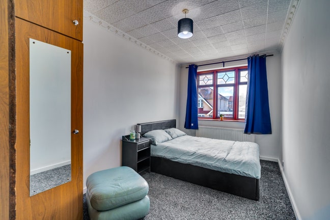 Lovely Rooms In Purfleet | Couples Welcome Main Photo